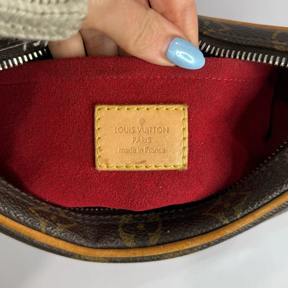 ✨SOLD✨ Vintage Louis Vuitton Croissant PM - Picture 12 of 13
